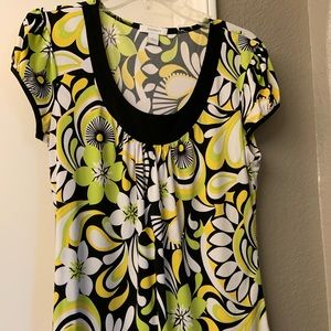 Women’s blouse size large.